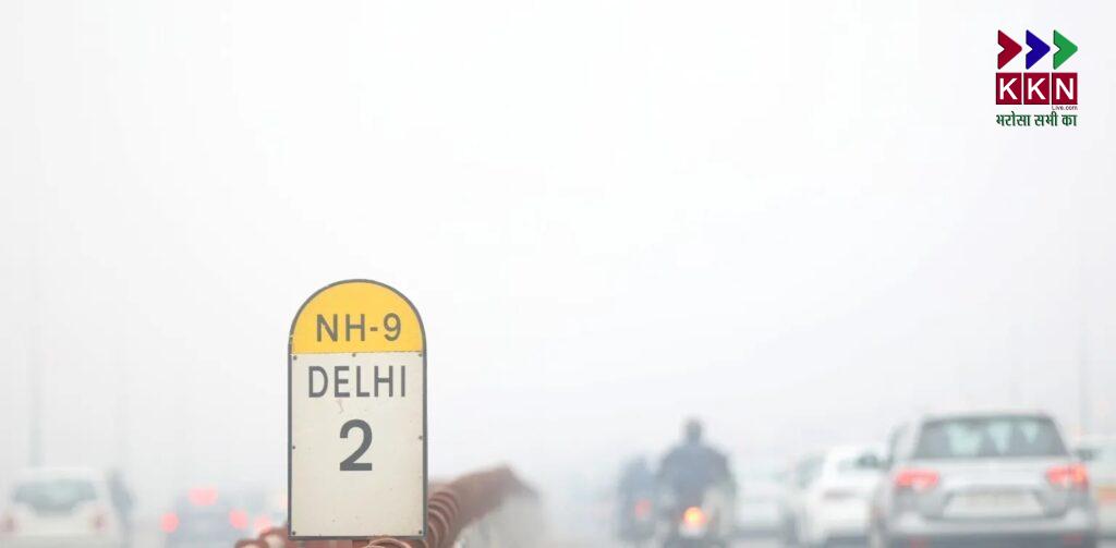 Dense Fog Blankets Delhi: Life Disrupted, Flights and Trains Delayed