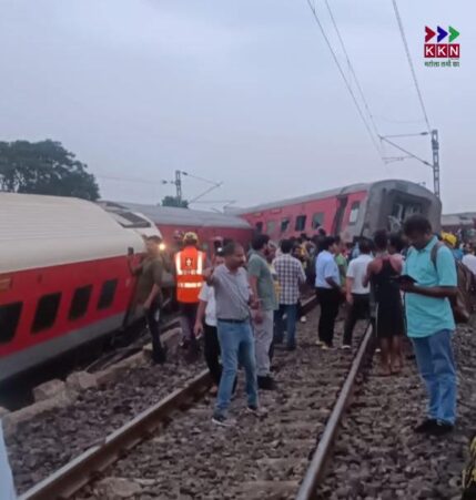 Train Accident on Howrah-Mumbai Route: Relief and Rescue Operations Underway