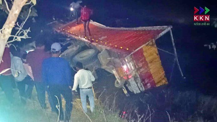 Massive Road Accident in Patna: Truck and Auto Collide, Seven Dead