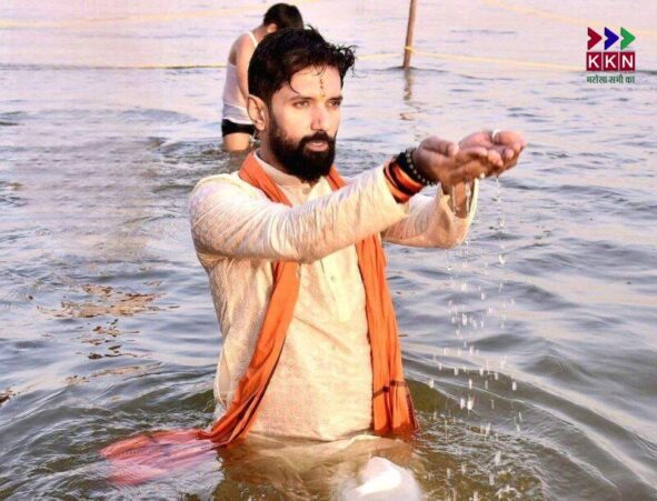 Chirag Paswan Participates in Maha Kumbh with Family, Praises Uttar Pradesh Government for Excellent Arrangements