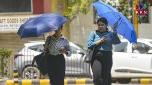 Delhi Weather Update: Warmer Days Expected as Temperatures Approach 30°C