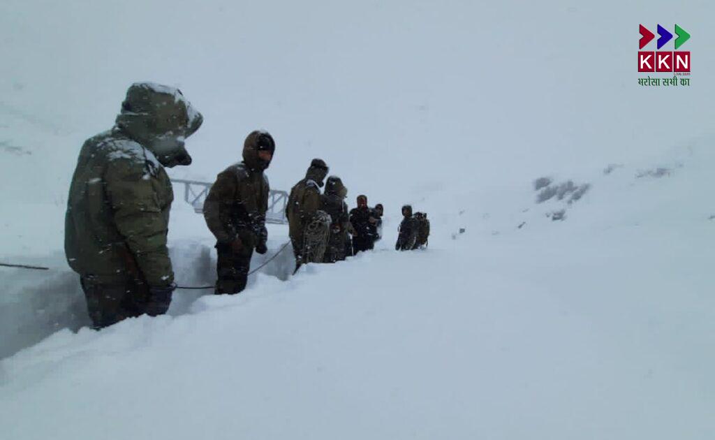 Avalanche Near Badrinath’s Mana Village: Workers Trapped Under Snow