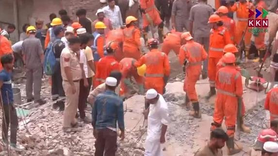 Mustafabad Building Collapse: Four Dead, Many Trapped Under Rubble in Delhi's Shakti Vihar