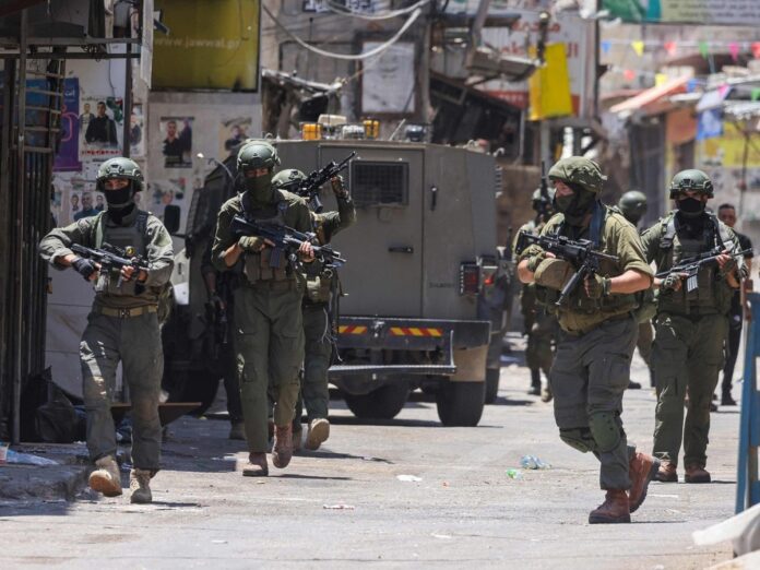 Hamas Launches Deadly Attack on Israeli Soldiers in Southern Gaza: