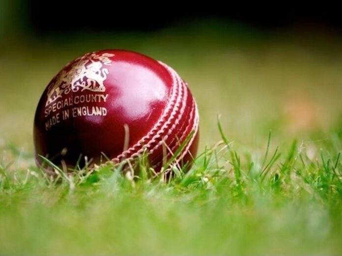 Dukes Ball Under Fire: Call for New Ball After 60 Overs in Test Cricket