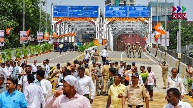 Maharashtra CM Devendra Fadnavis Inaugurates Sindoor Bridge in Mumbai, Renamed from Carnac Bridge to Mark Operation Sindoor’s Victory