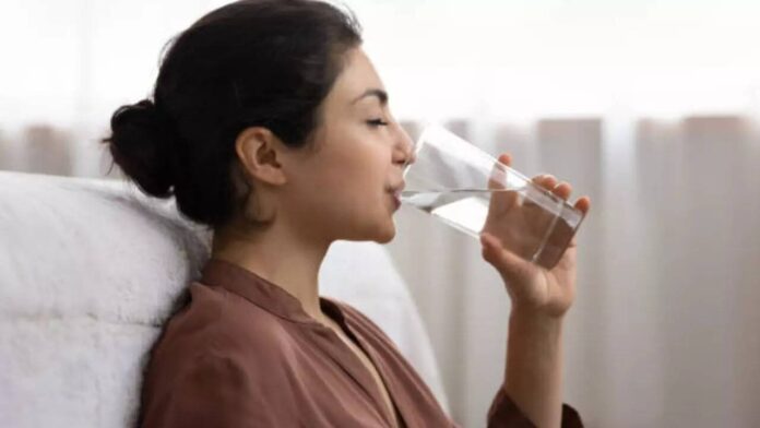 Why Dehydration Happens Even After Drinking 3-4 Litres of Water Daily