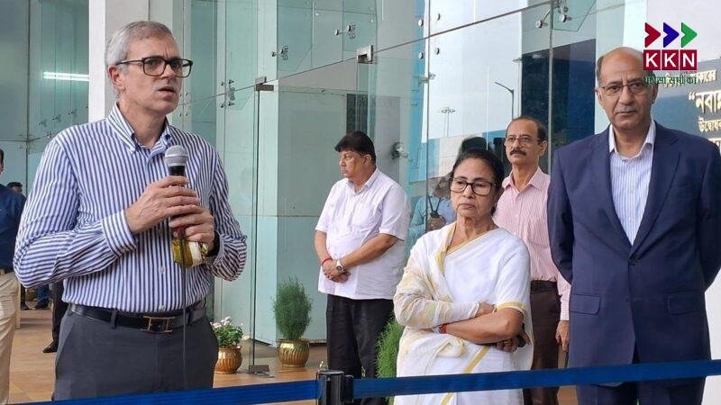 Mamata Banerjee Meets Omar Abdullah, Urges Tourist Safety in J&K and Supports Reversal of UT Status