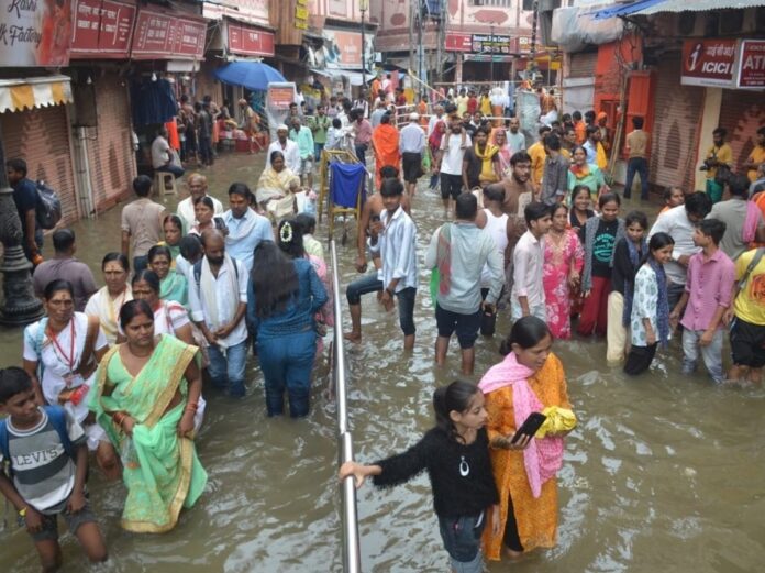 Varanasi Flood Crisis Worsens: 54 Villages Submerged, Ghats, Roads and Homes Underwater, One Dead