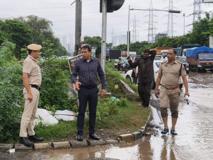 Heavy Rainfall Disrupts Life in Gurugram, GMDA Steps In to Manage Waterlogging