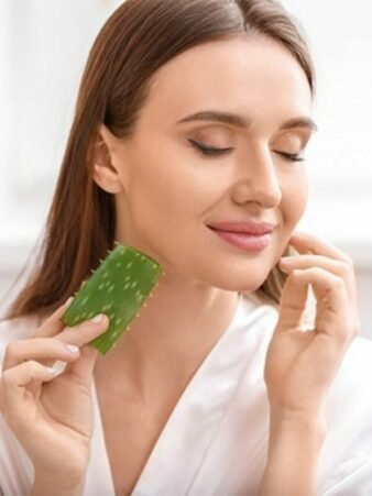जानिए हमारे शरीर के लिए , एलोवेरा के अलग-अलग फायदे
